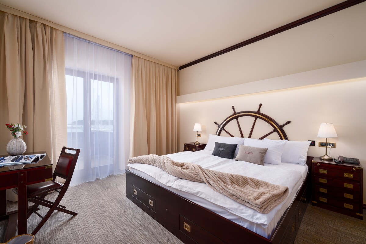 Junior suite for 4, Hotel Nautica Novigrad
