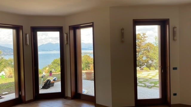 Lake Maggiore Apartment in a villa with lake view
