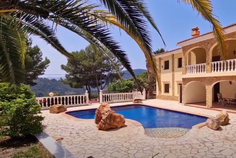 Luxurious Private Valencian Villa 'Amalia'