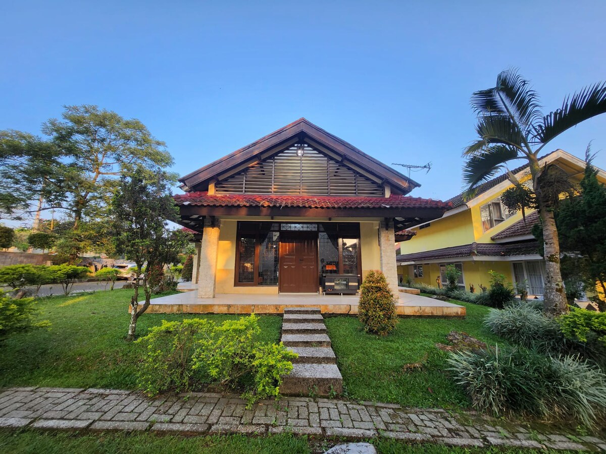 Villa Green Hill Sibolangit Luas, Murah, Bersih