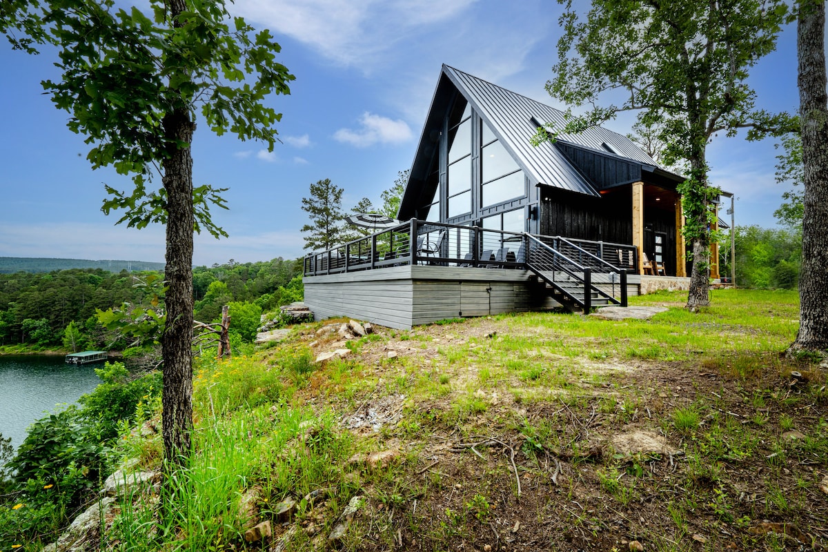 Eagle Bluff Cabin