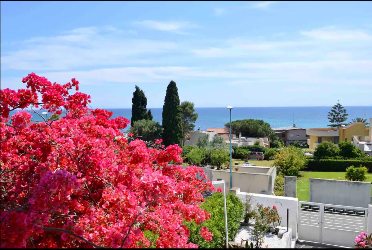 Villa Seaside 1, Margine Rosso ，距海边100米