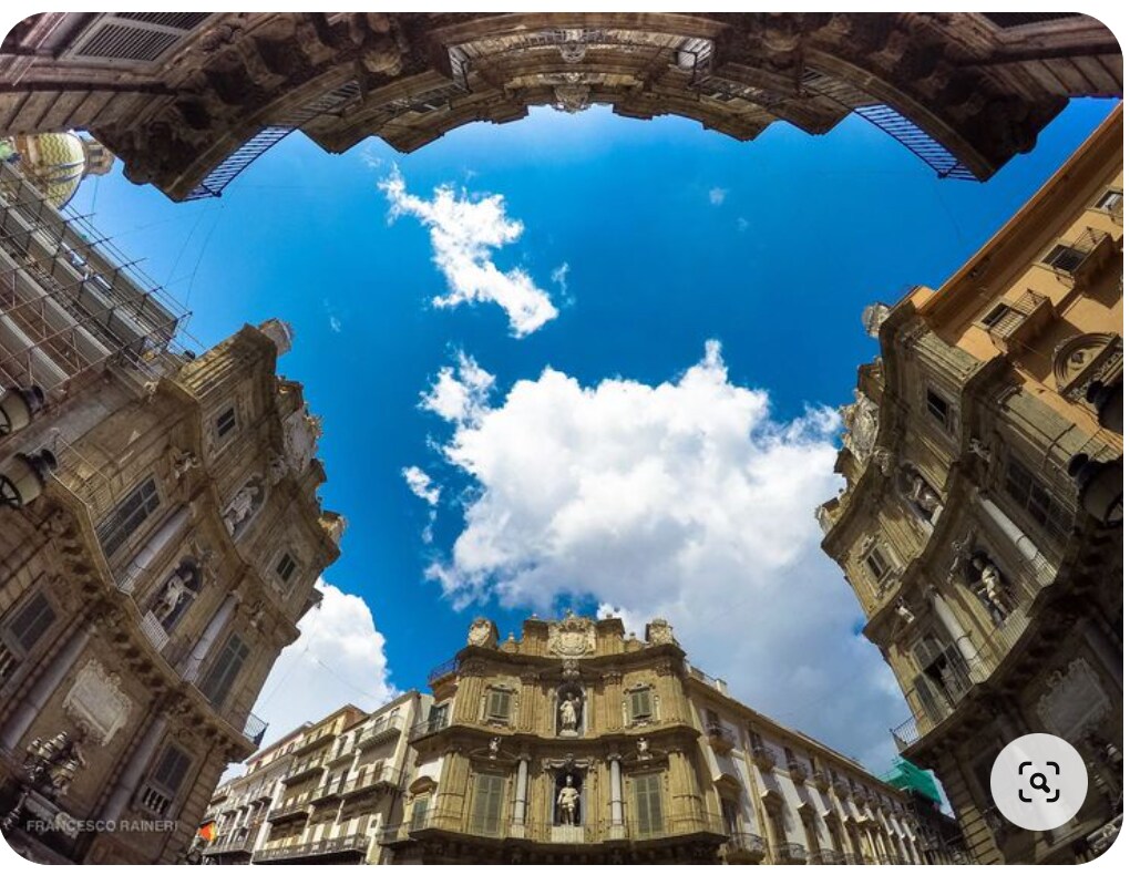 Gorgeous Entire Apartment over Main Square