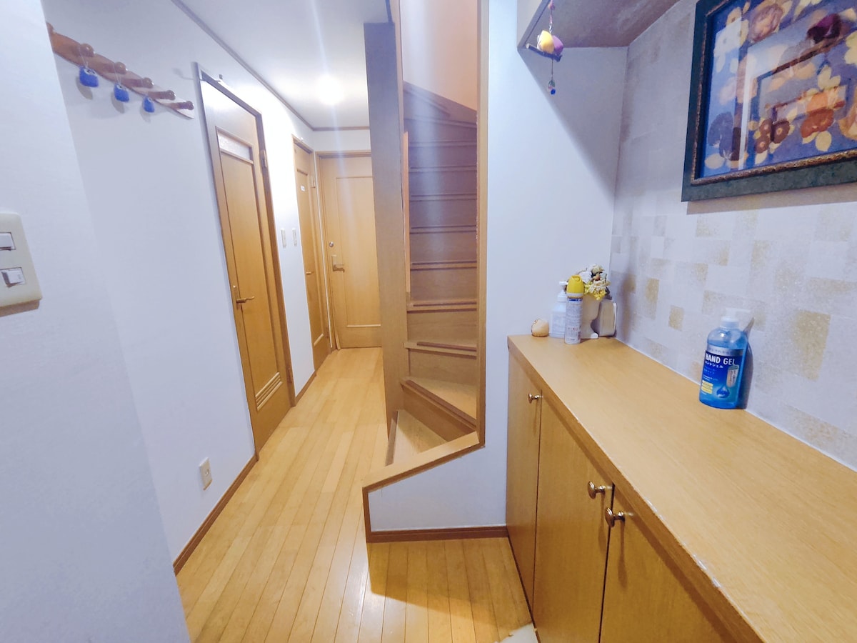 House in Shinjuku lively areas  with 4rooms
