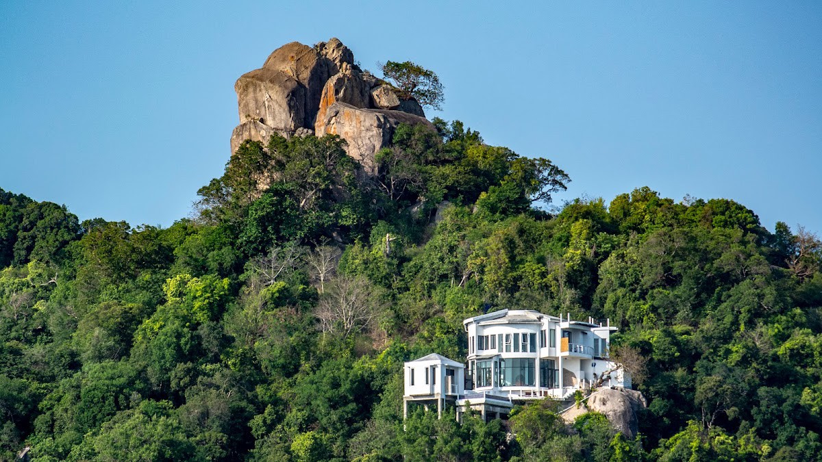 Villa on the rocks, Ko Tao