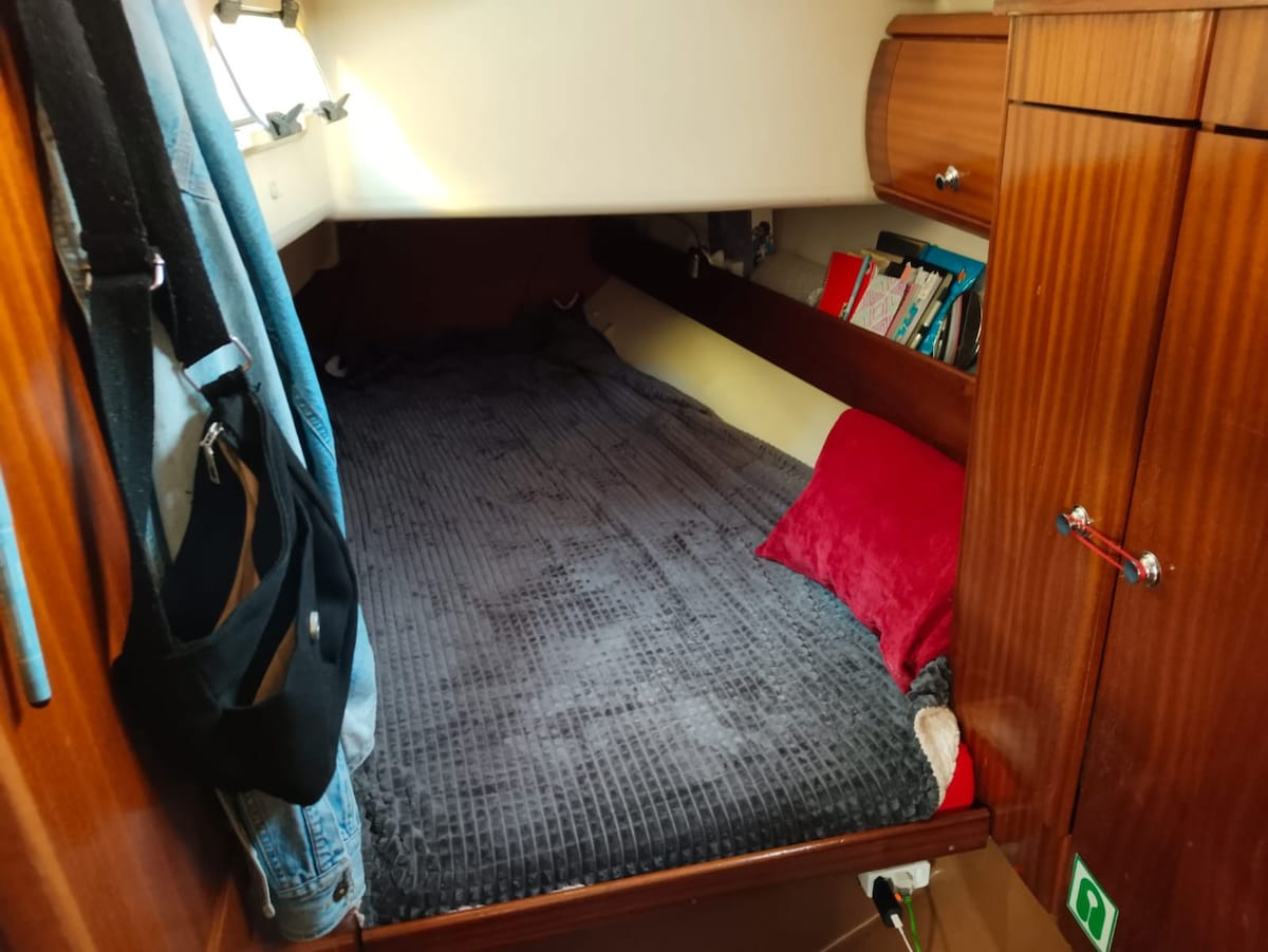 Nose cabin on sail boat Bavaria 36