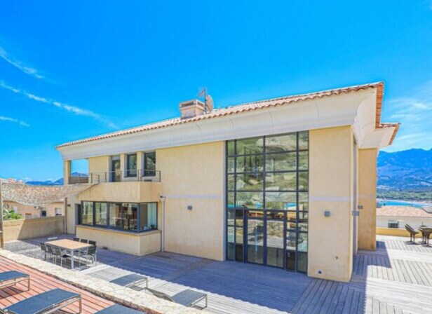 Magnifique Duplex avec Roof Top