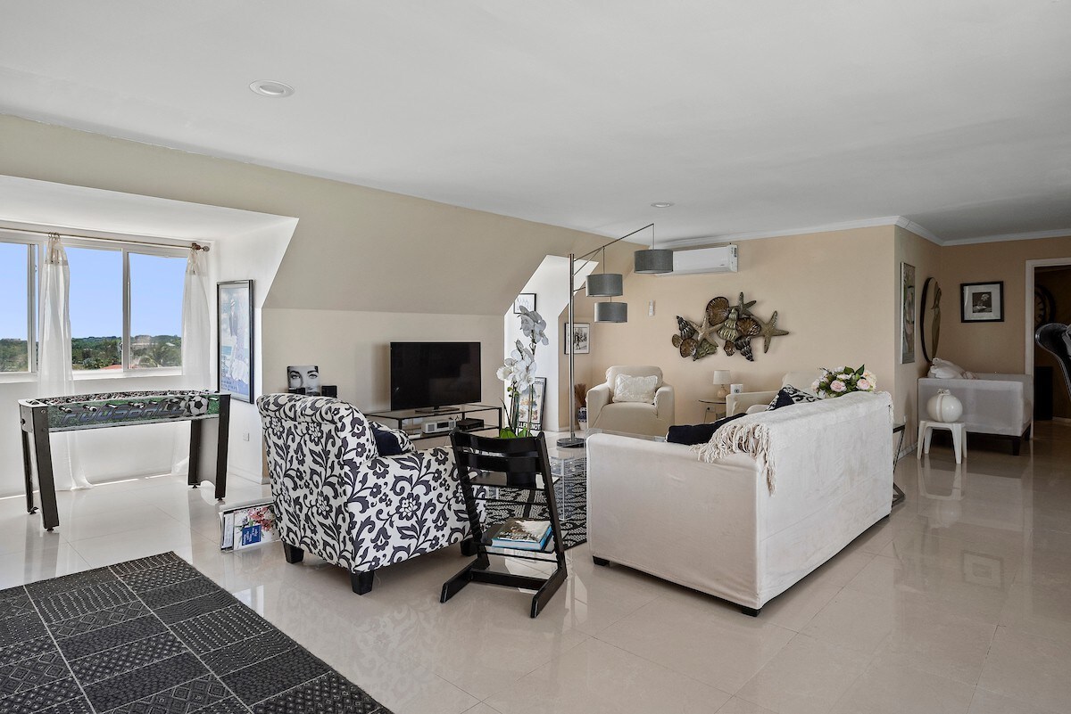 Cable Beach 3 Bedroom Penthouse