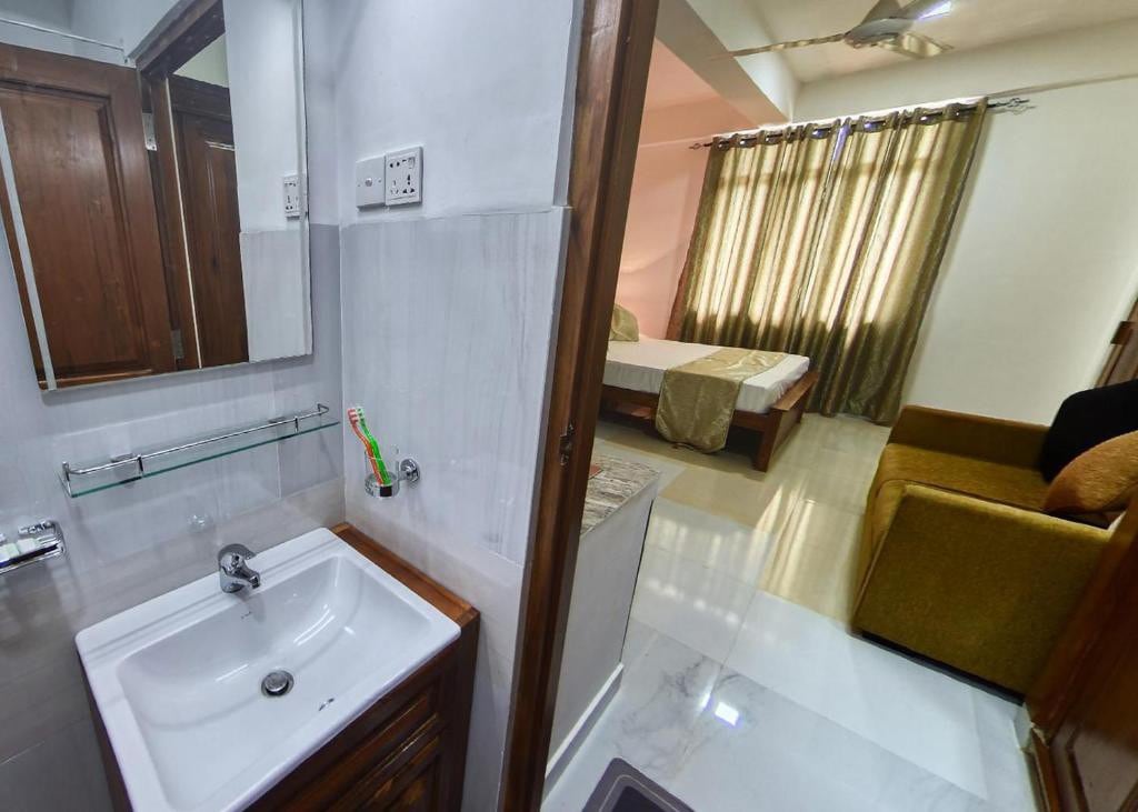 Studio Apartment II - Kresort - Kerawalapitiya