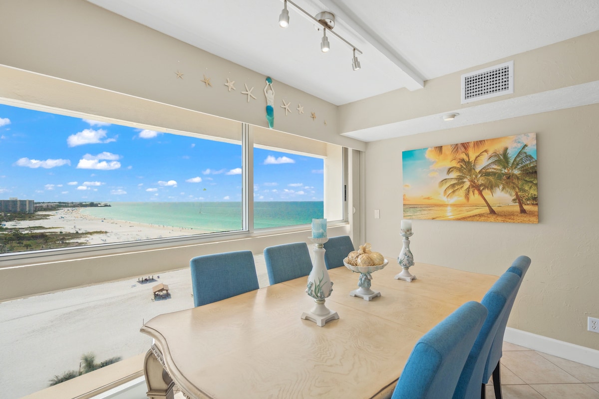 Breathtaking Beachfront Views in Siesta Key