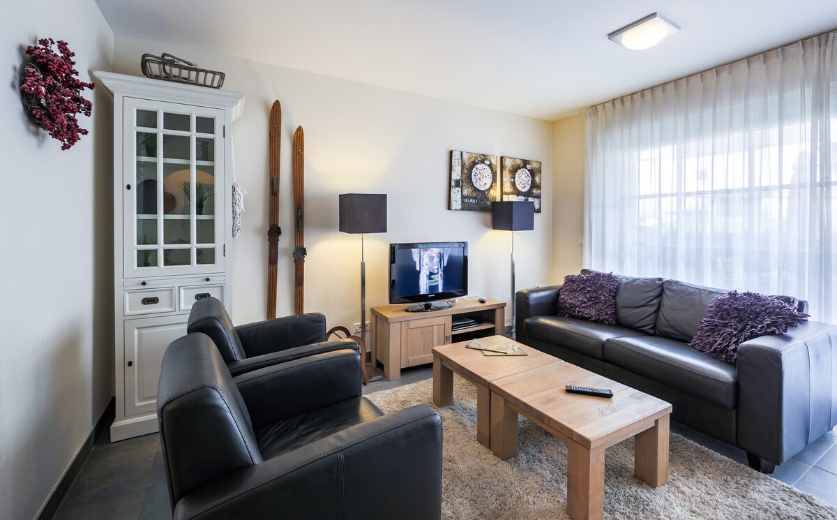 2 Bedroom Apartment AMRD5