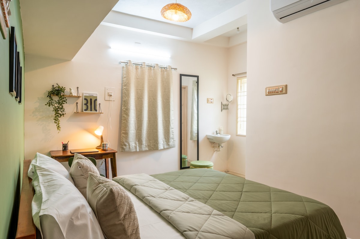 Janhvi 's Homestay | Green Meadow 1 BHK |机场