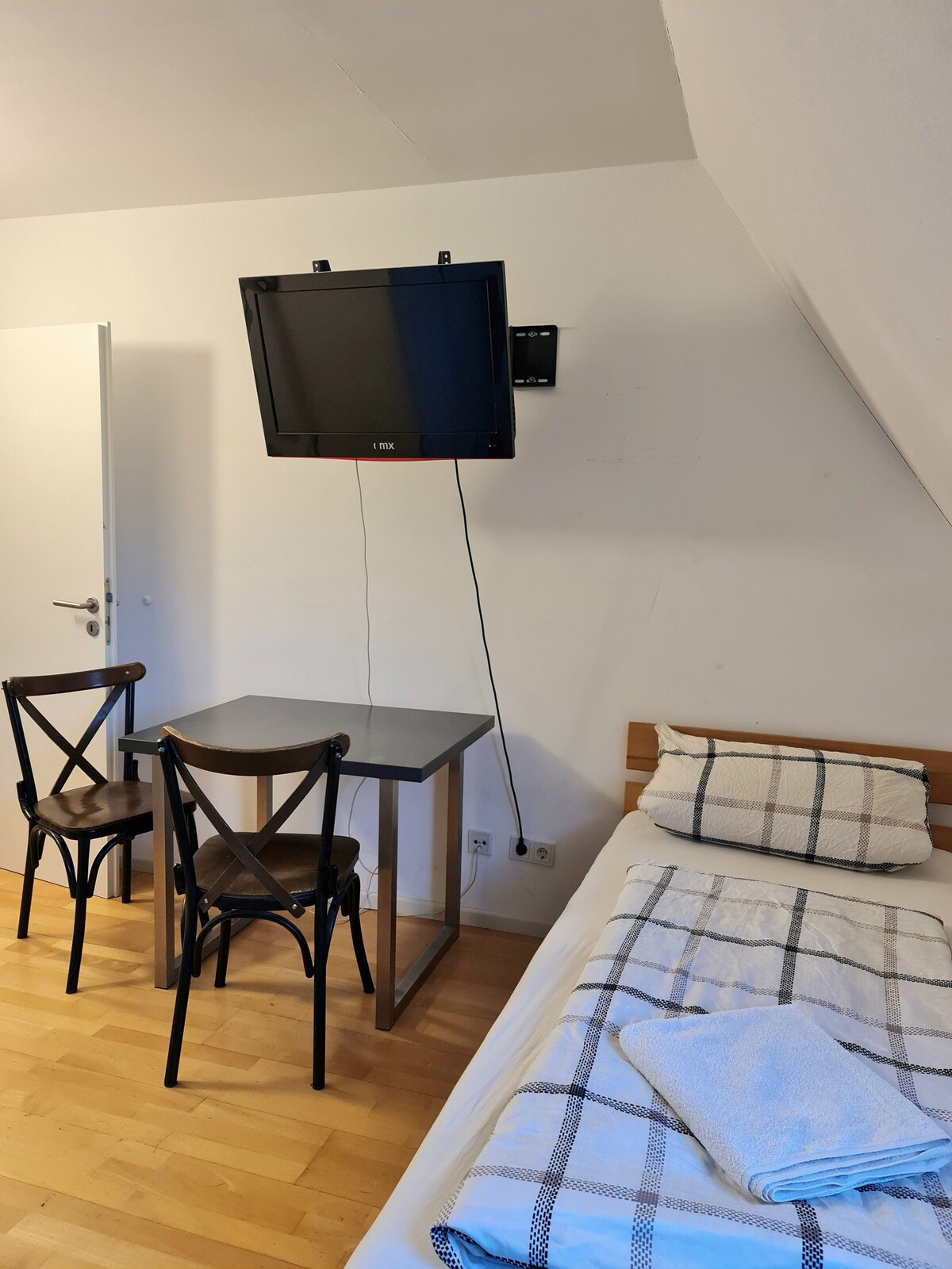 Simplex Apartments am Ludwigsplatz | Contemporary