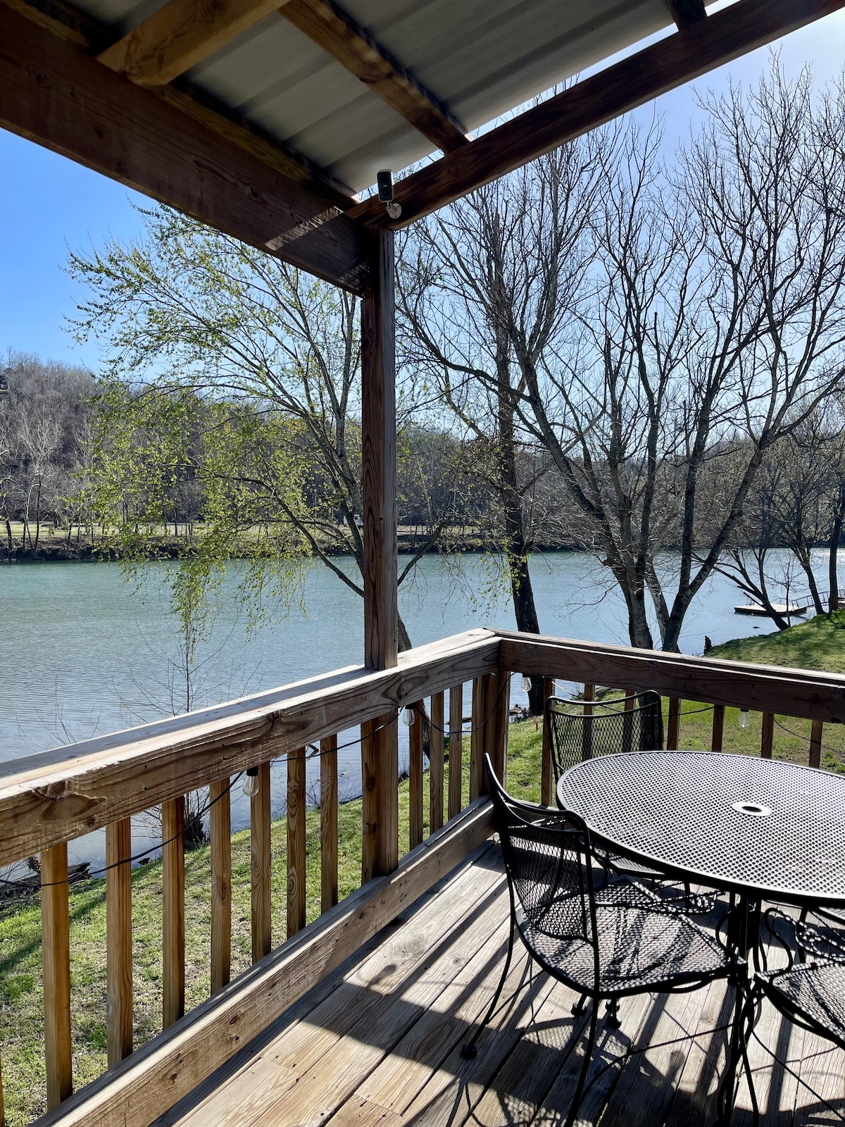 New Listing! Cozy River Cabin