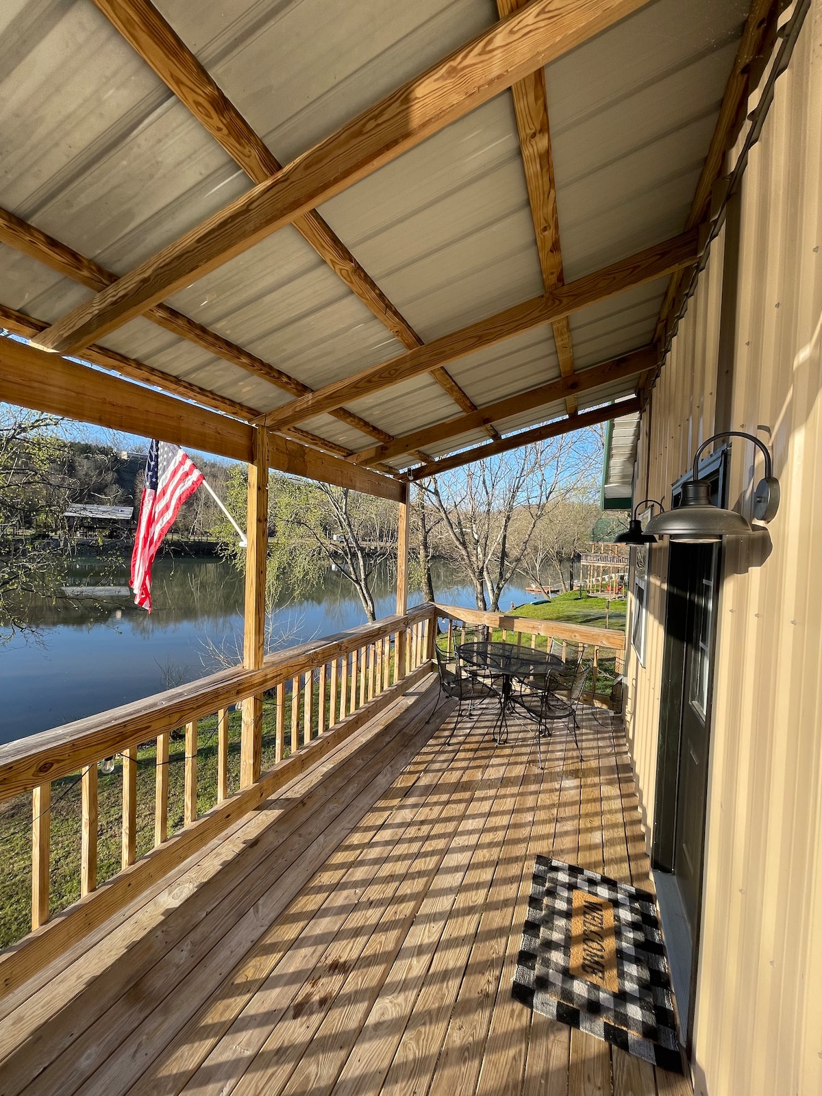 New Listing! Cozy River Cabin