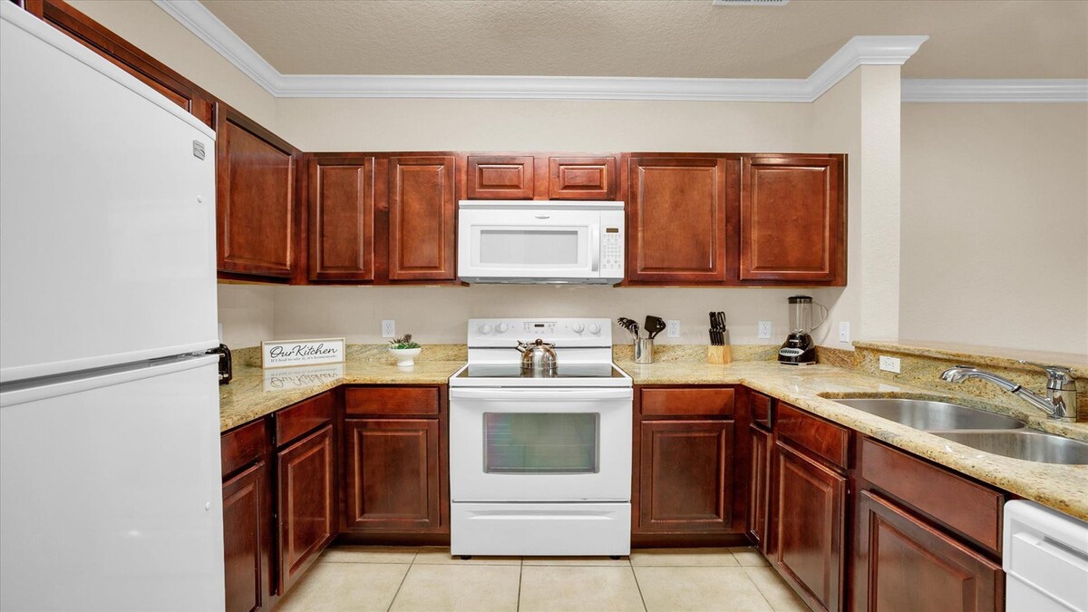 Spacious 3 BR Condo near SeaWorld