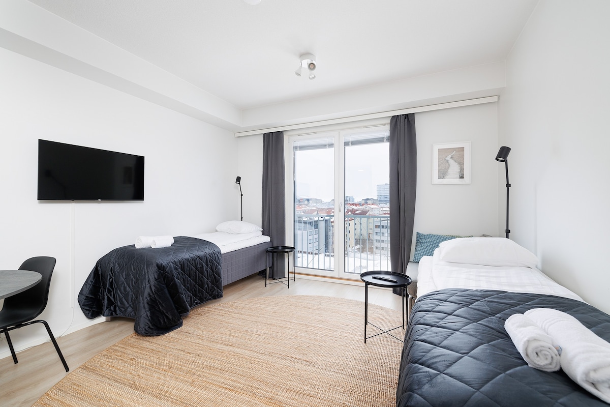 Uleabo -全新舒适的顶层单间公寓