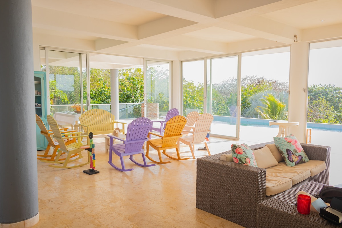 Cottage: Luxury with Pool near Cartagena