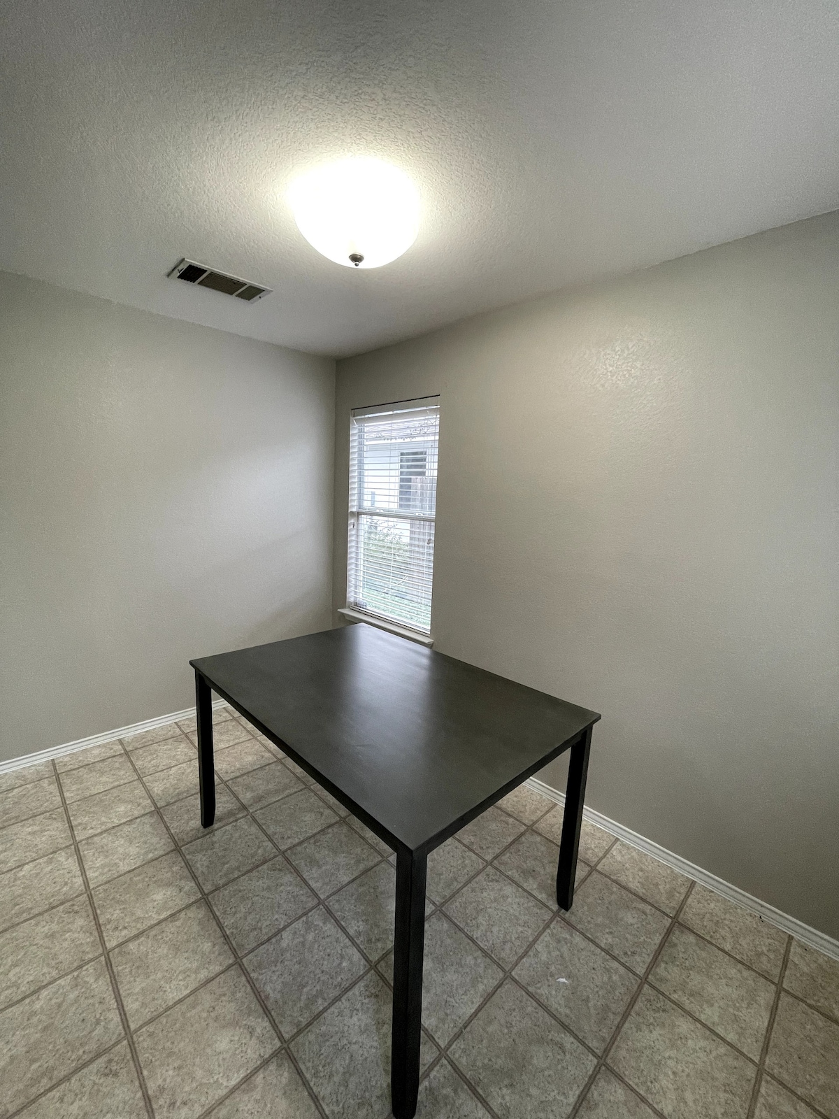 Spacious Private Room - Hutto