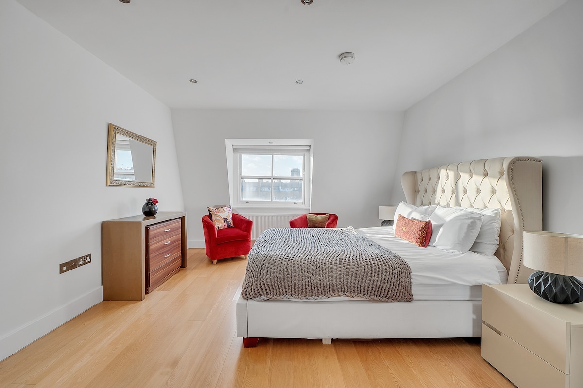 PBC | Three Bedroom Duplex Flat South Kensington