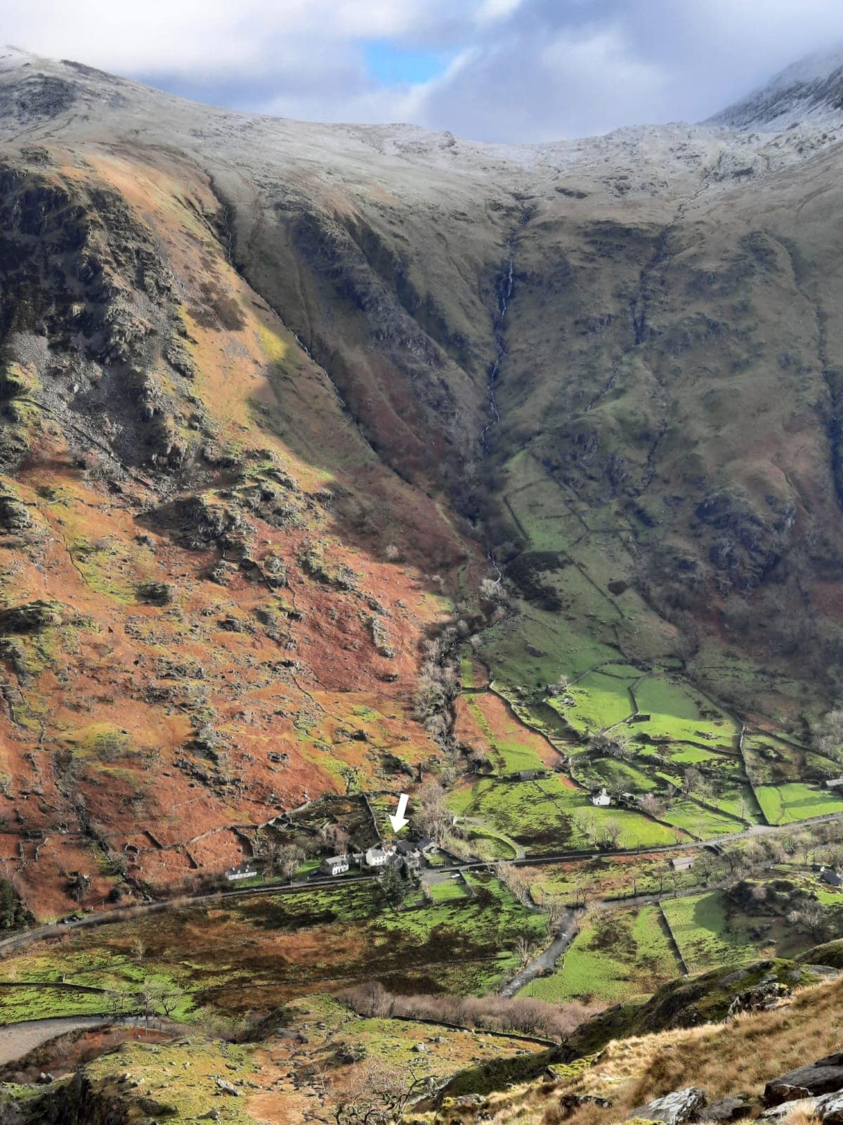 Cottage, Snowdon, Llanberis Pass