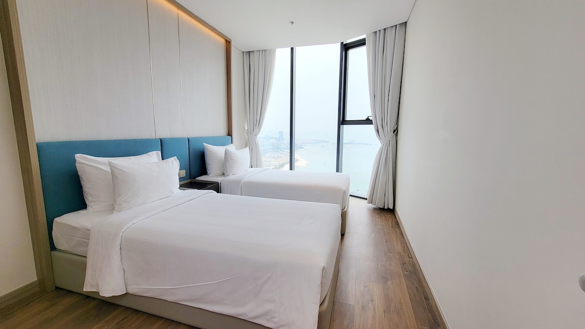 Modern 2BR|2B|Marina Bay View| Balcony|Rooftop Bar