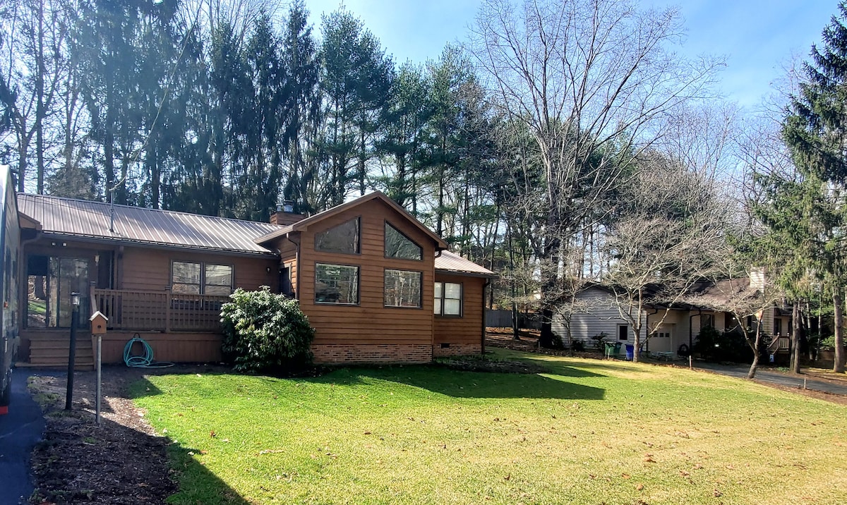 The Studio on Hans Meadow