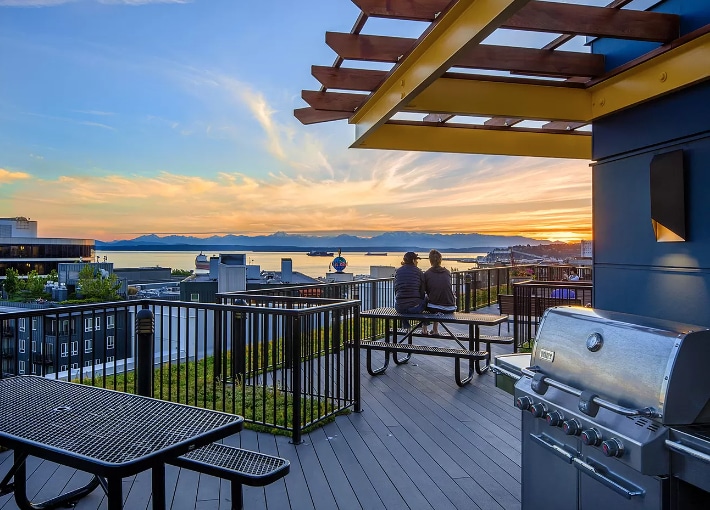 SpaceNeedleOasis: Rooftop*Water Views*Free Parking