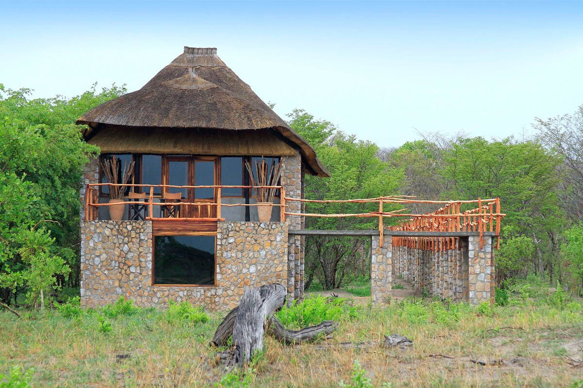 Gwango Elephant Lodge