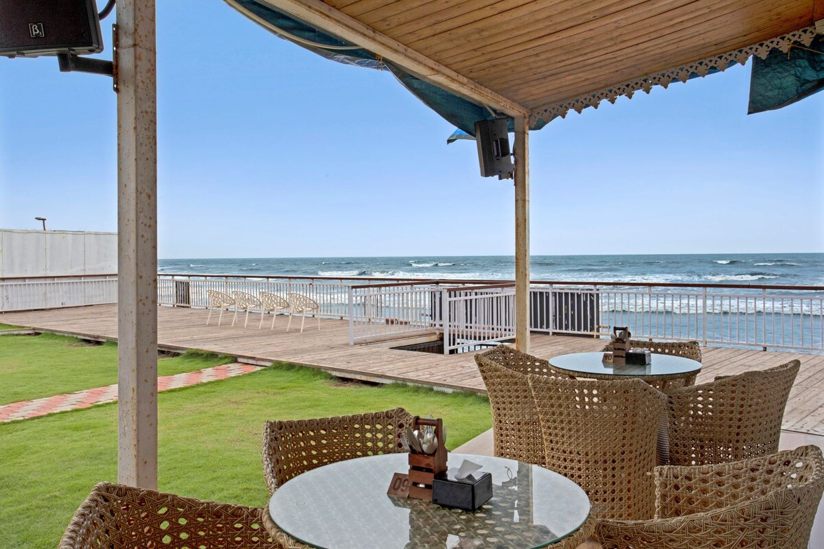 15BR Seaview - Beach Access Peaceful Stay w PP