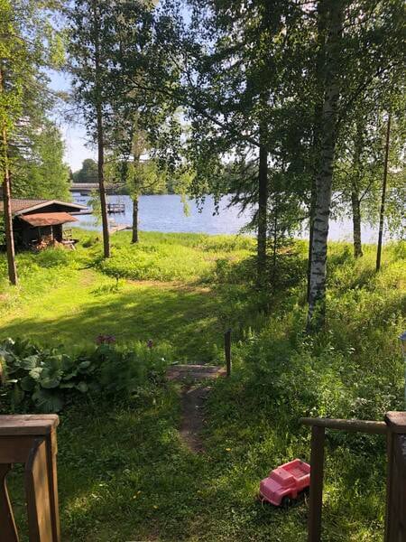 Ähtärijärvi湖畔的度假屋