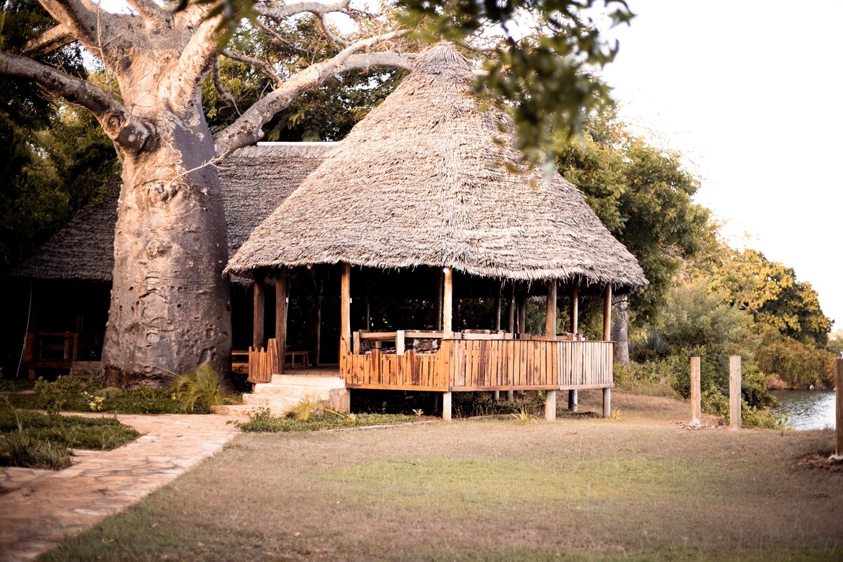 Mwambani行政帐篷小木屋