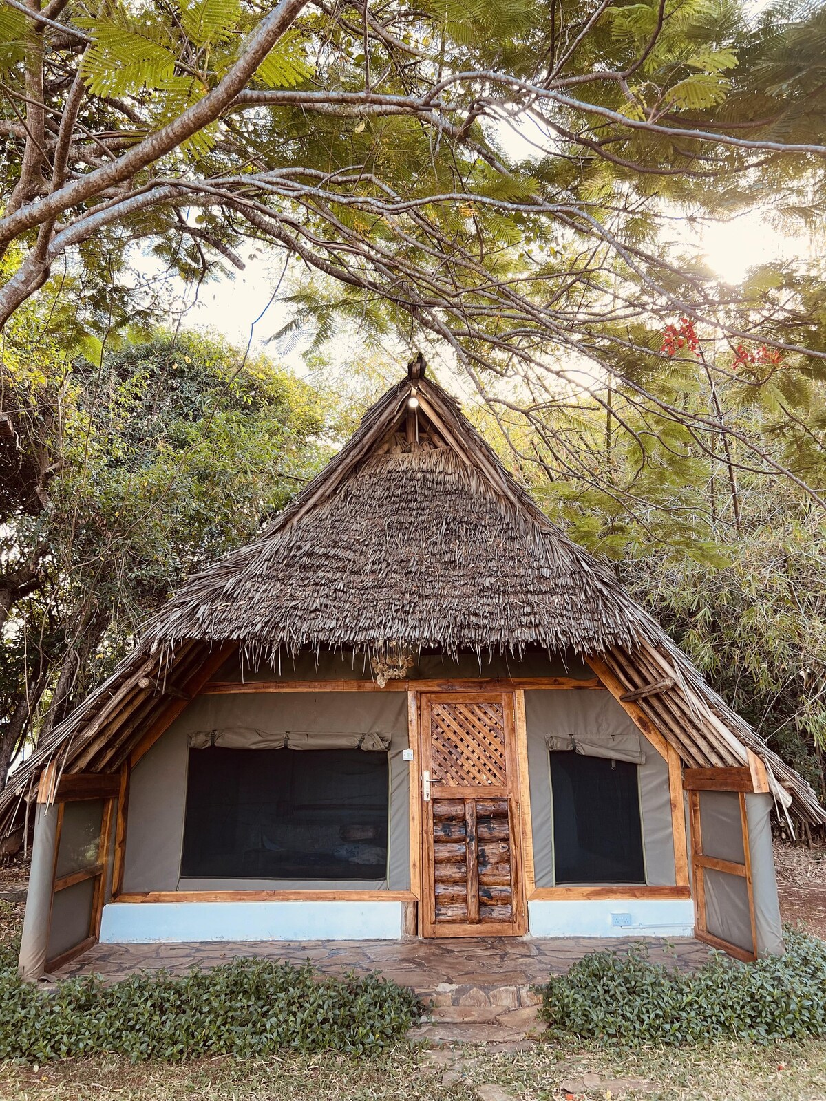 Mwambani行政帐篷小木屋