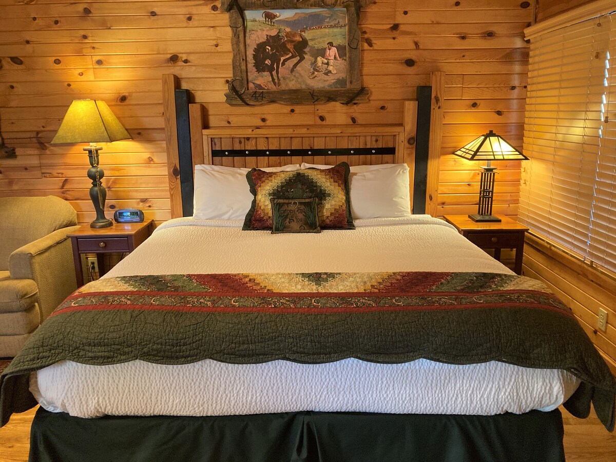 Wild Bill's Hideout at KV Cabins