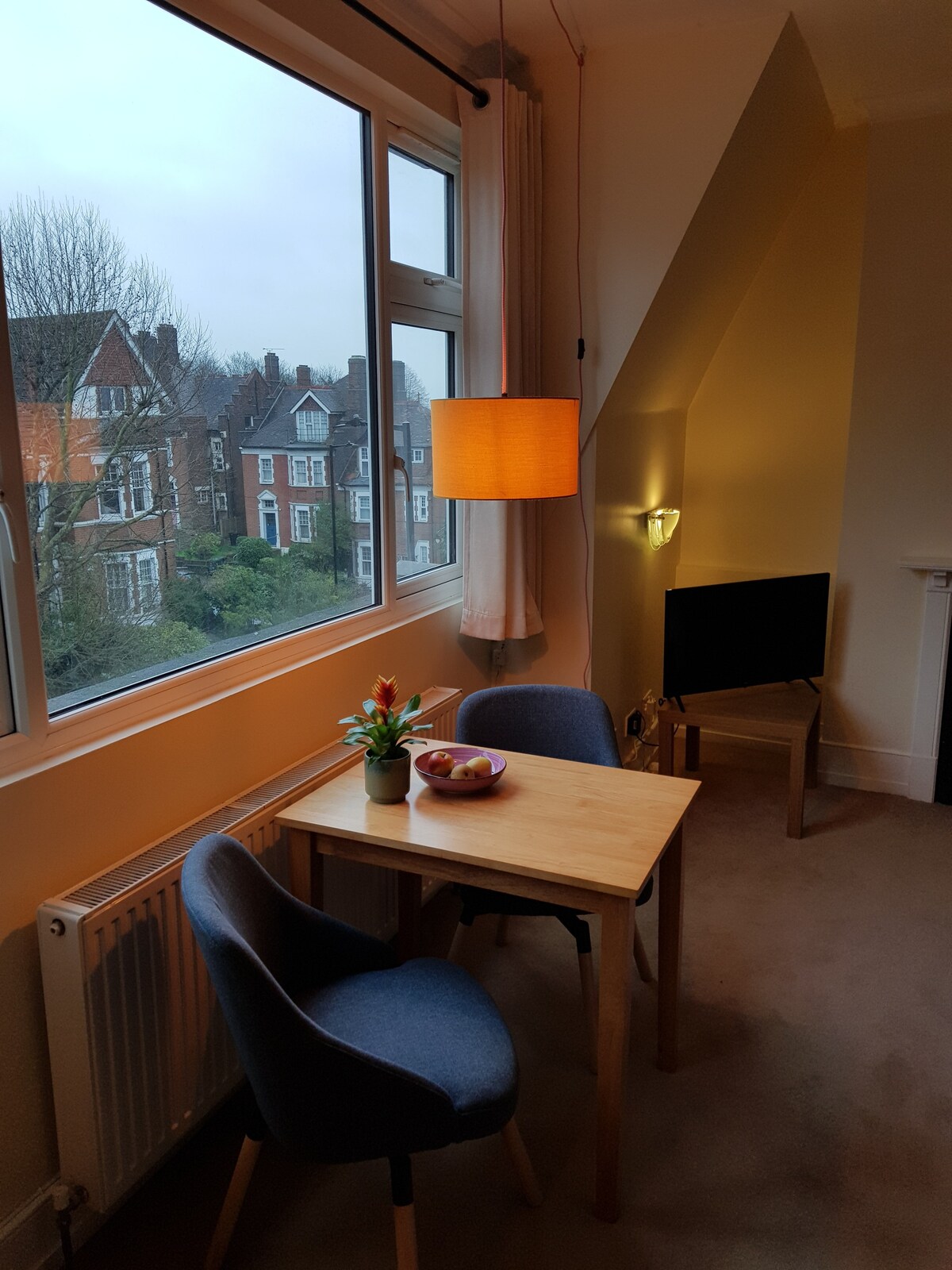 Big, Comfy Room in Muswell Hill