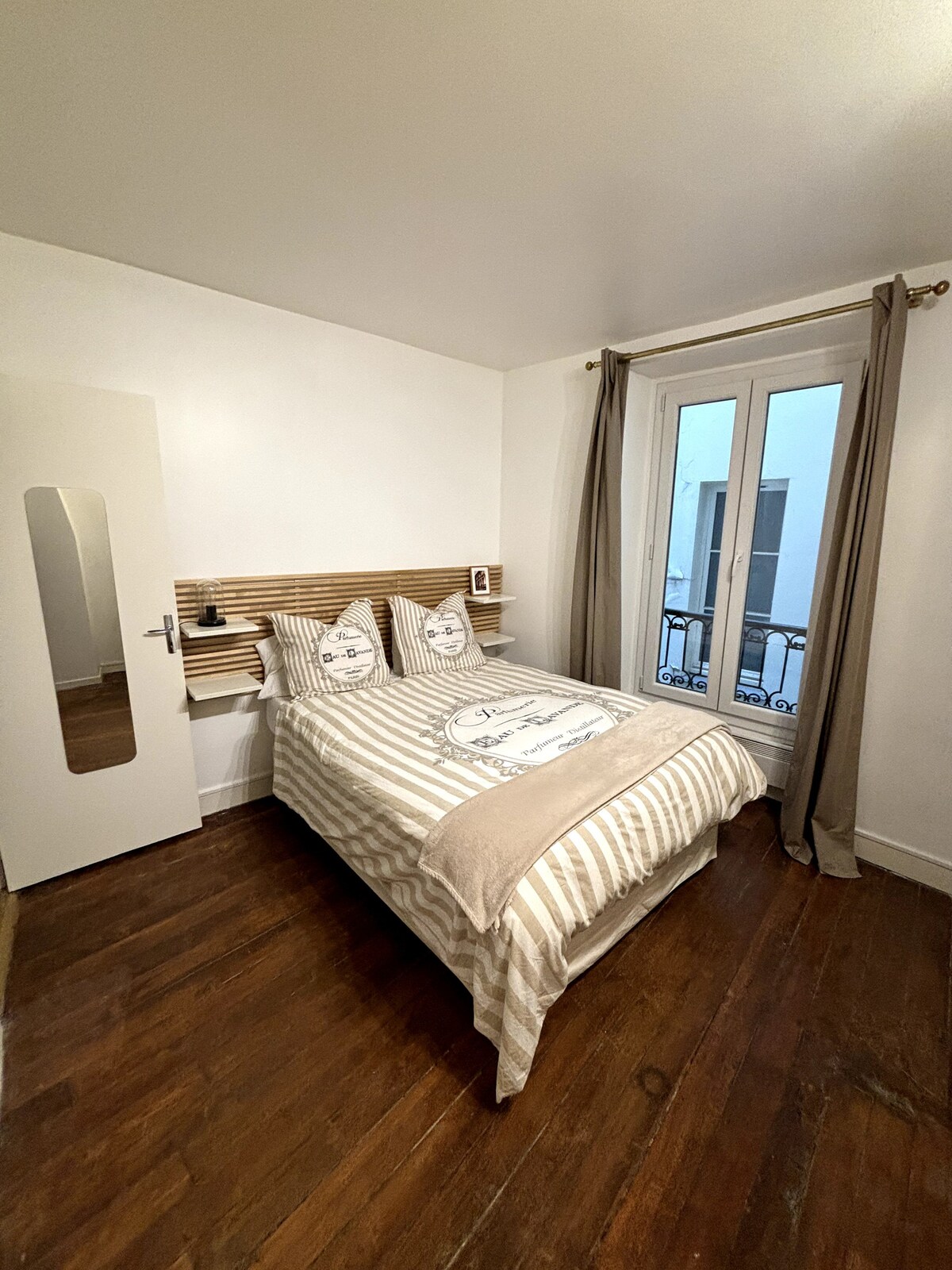 Appartement élégant avenue Kléber en plein Paris.