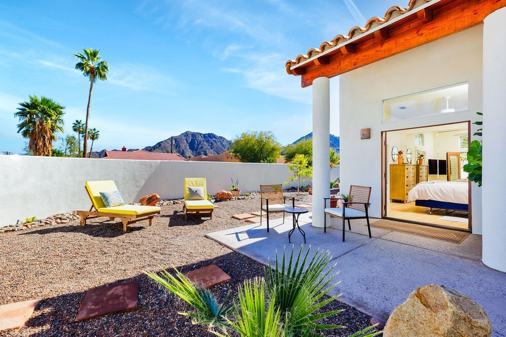 Spacious Private Suite Pool Spa