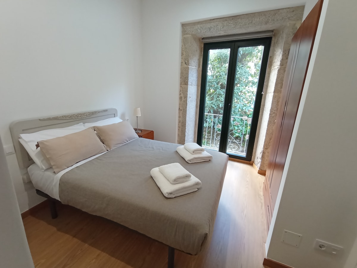 Apartamento cam. portuguese costa