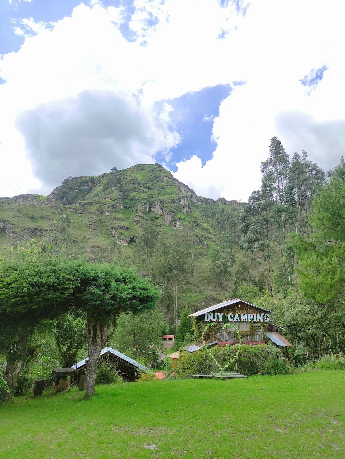 Duy Camping Treehouse, touristic complex + camping