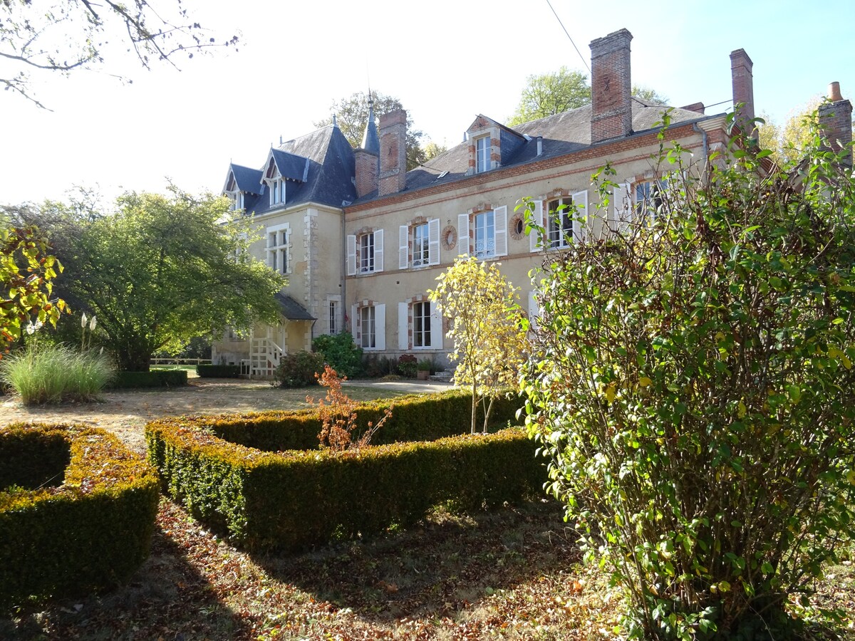 La Jonchere private chateau