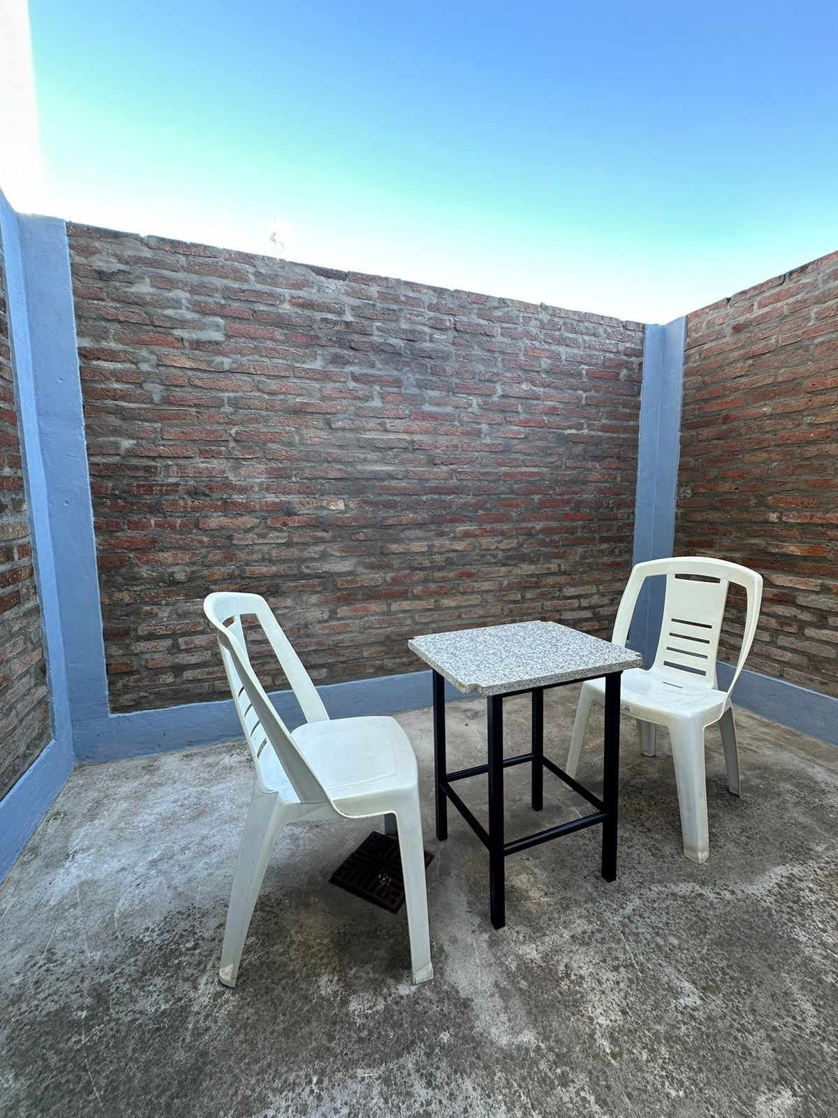 Apartamento luminoso con patio