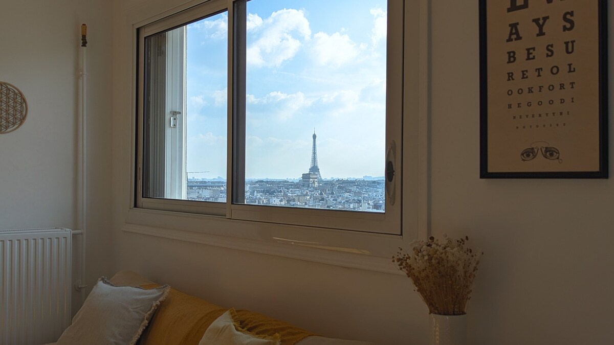 Studio, vue sur la Tour Eiffel