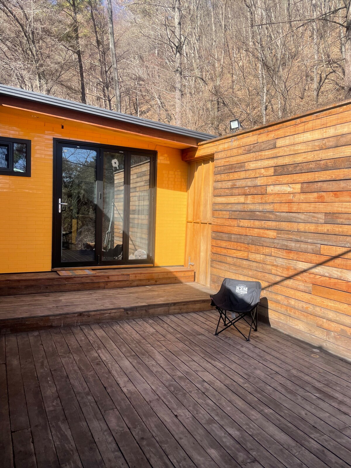 이호 캐빈 - Eho Cabin 칠갑산의 정기를 한몸에 받을수있는 숲속 하우스 캠핑