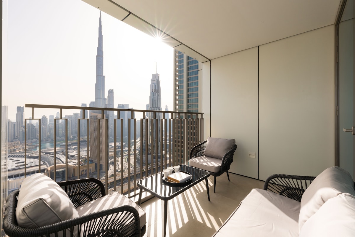 Massive 3.5BR | Burj Views | 3 Balconies  |160 sqm