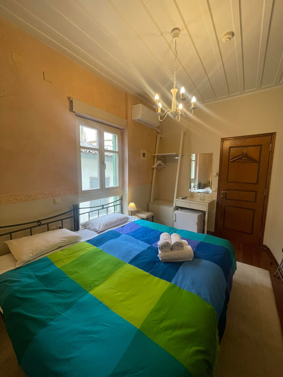 Isabo pension double room twin