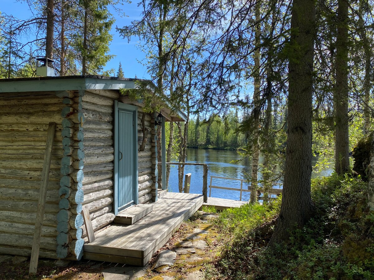 Lapland cottage by the river