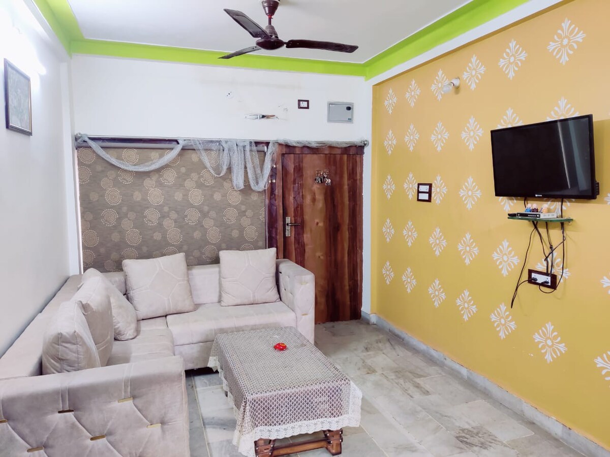 Shiva Home Stay (Non AC Room)