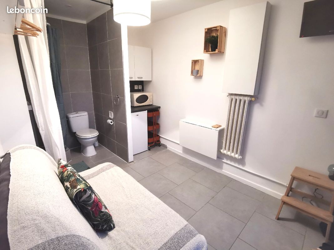 Chambre direct avec douche et WC