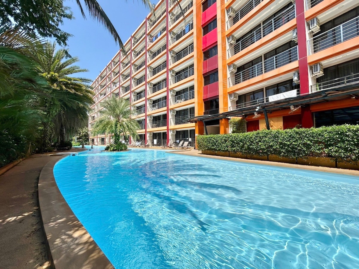 Cozy 1 BR Condo - Pool Access - MBC (2102) - Beach