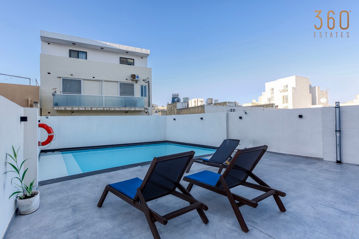 Modern 2BR home with pool access & Wifi in Swieqi